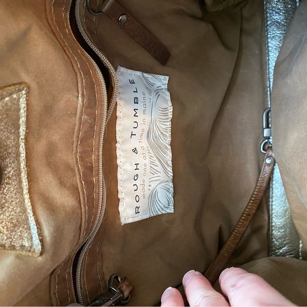 Elegant Gold and Silver Tote Bag - Picture 4 of 9